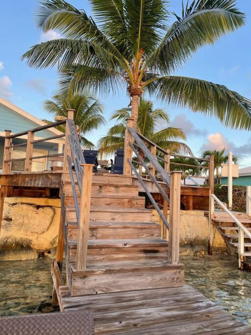 Beautiful Villa Just Steps Away From The Beach! George Town Bagian luar foto